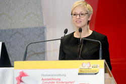 Festveranstaltung Auszeichnung Gesunder Kindergarten mit Landeshauptmann Dr.Josef Pühringer und Landesrätin Magistra Doris Humer