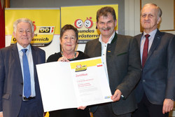 Verleihung des Qualitätszertifikates für Gesunde Gemeinden im Netzwerk durch Landeshauptmann Dr. Josef Pühringer, Gemeinde Klaffer am Hochficht