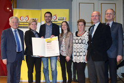 Verleihung des Qualitätszertifikates für Gesunde Gemeinden im Netzwerk durch Landeshauptmann Dr. Josef Pühringer, Gemeinde Rohrbach- Berg