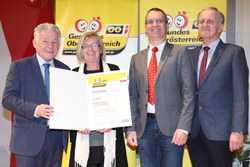 Verleihung des Qualitätszertifikates für Gesunde Gemeinden im Netzwerk durch Landeshauptmann Dr. Josef Pühringer, Gemeinde Rüstorf