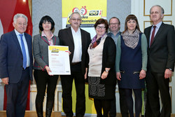 Verleihung des Qualitätszertifikates für Gesunde Gemeinden im Netzwerk durch Landeshauptmann Dr. Josef Pühringer, Gemeinde Utzenaich