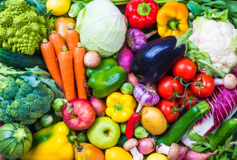 Bunte Vielfalt an Obst und Gemüse