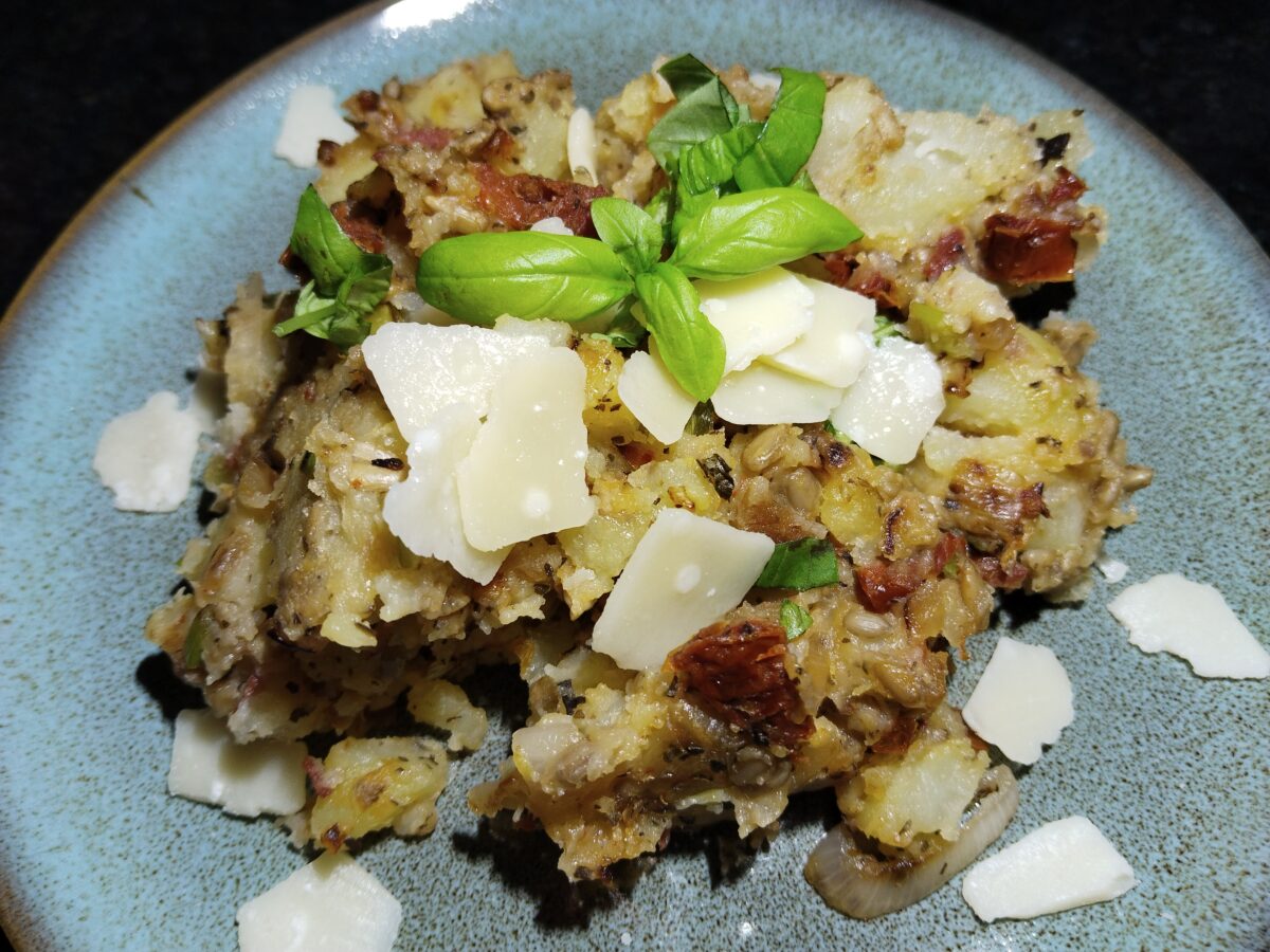 Erdäpfelschmarrn mediterran