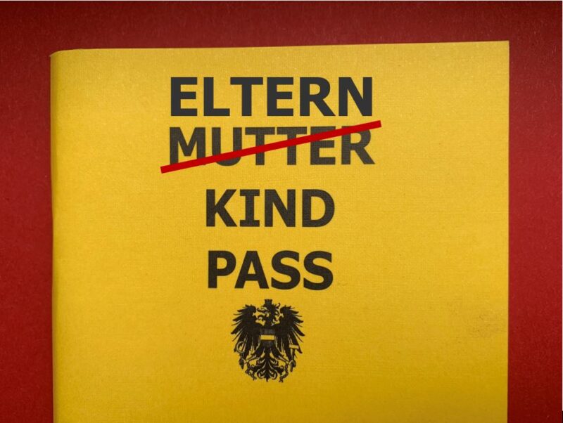 gelber Pass mit den Worten Eltern Mutter Kind Pass das Wort Mutter ist rot durchgestrichen