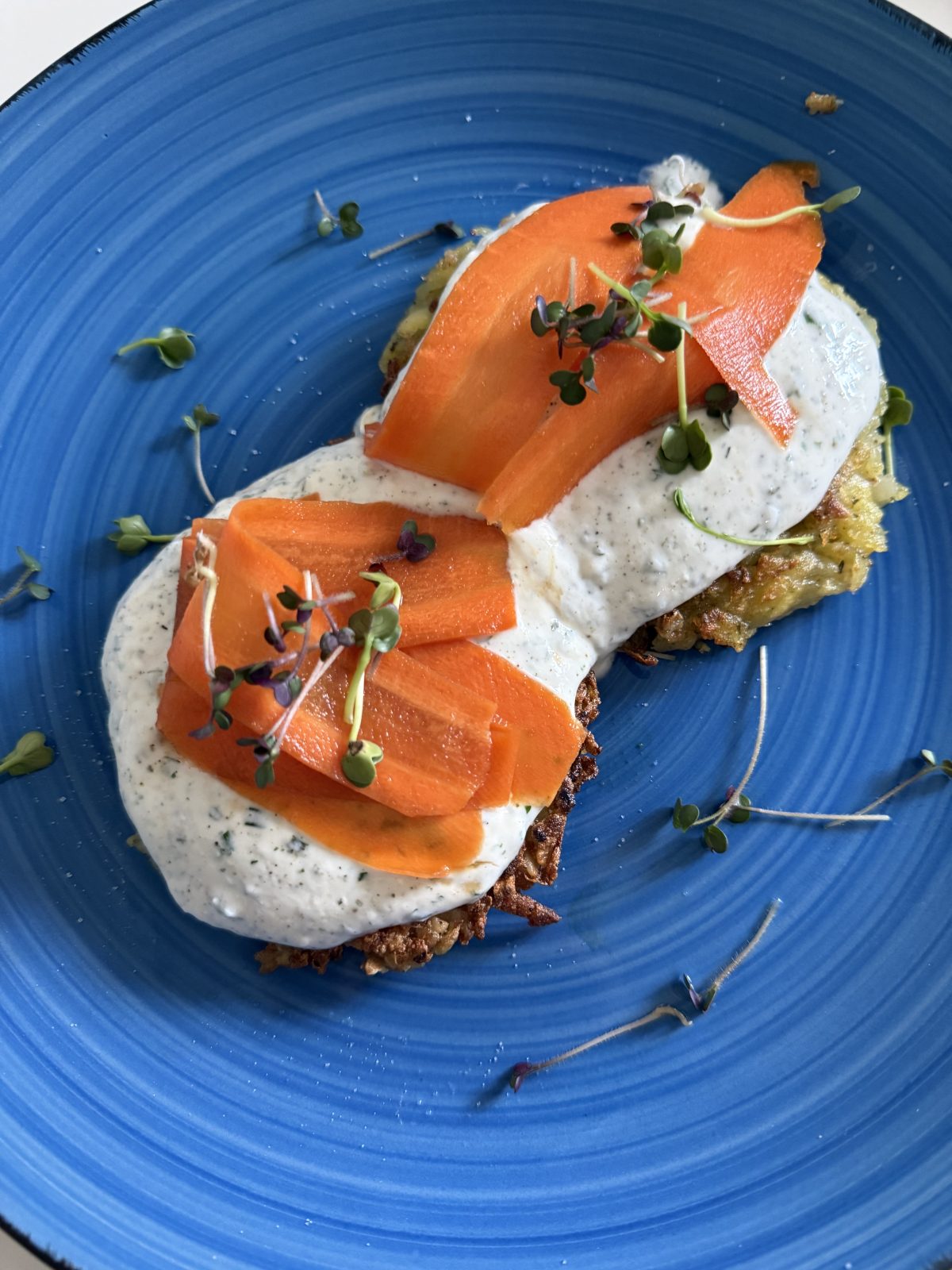 artoffel Nest Mit Kräutercreme & Marinierten Karotten